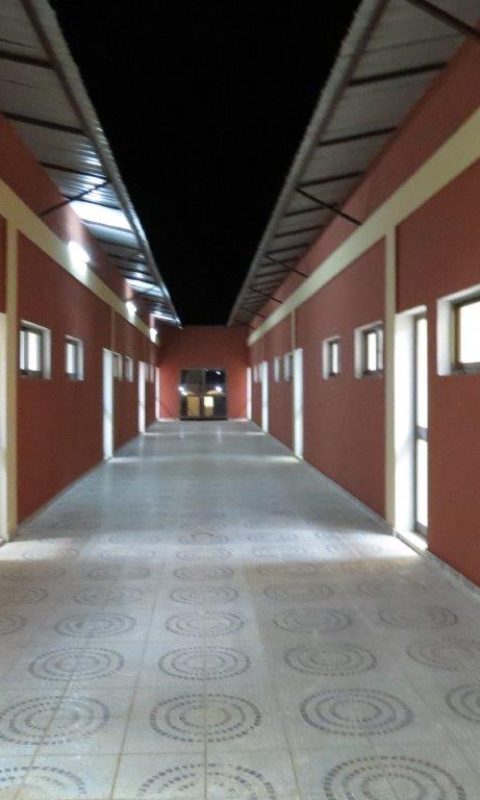 escuela kicunzo pasillo